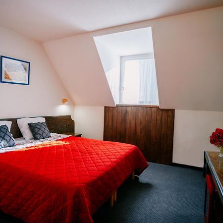 Hotel Le Montaigu Luz-Saint-Sauveur Exteriör bild