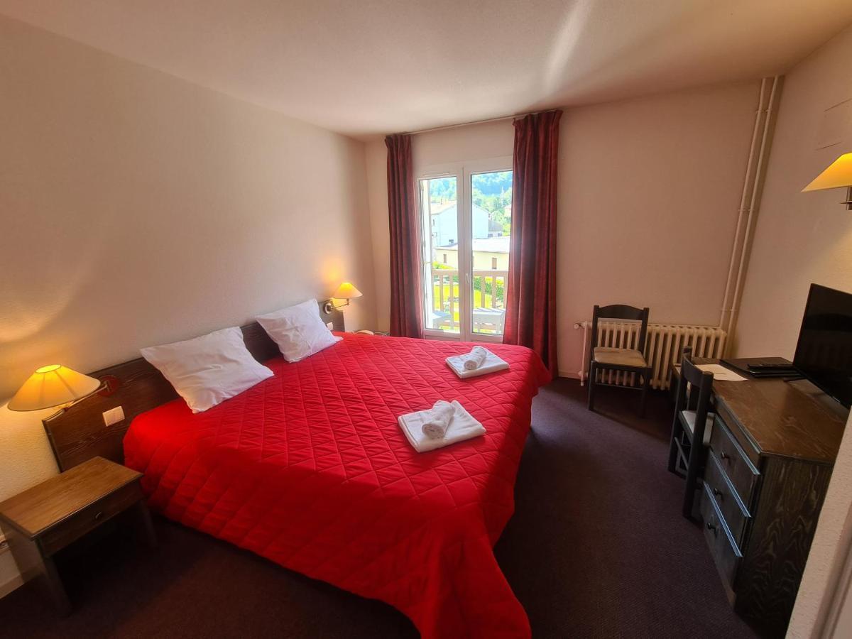 Hotel Le Montaigu Luz-Saint-Sauveur Exteriör bild